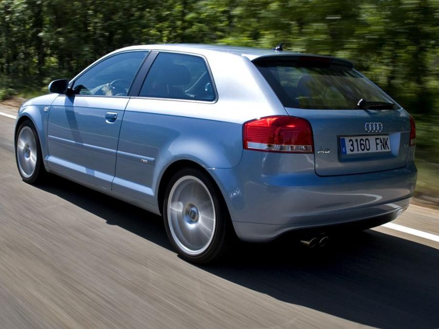  Audi A3 1.8T S-Line (8P) 2005 года  (фото 7 из 9)